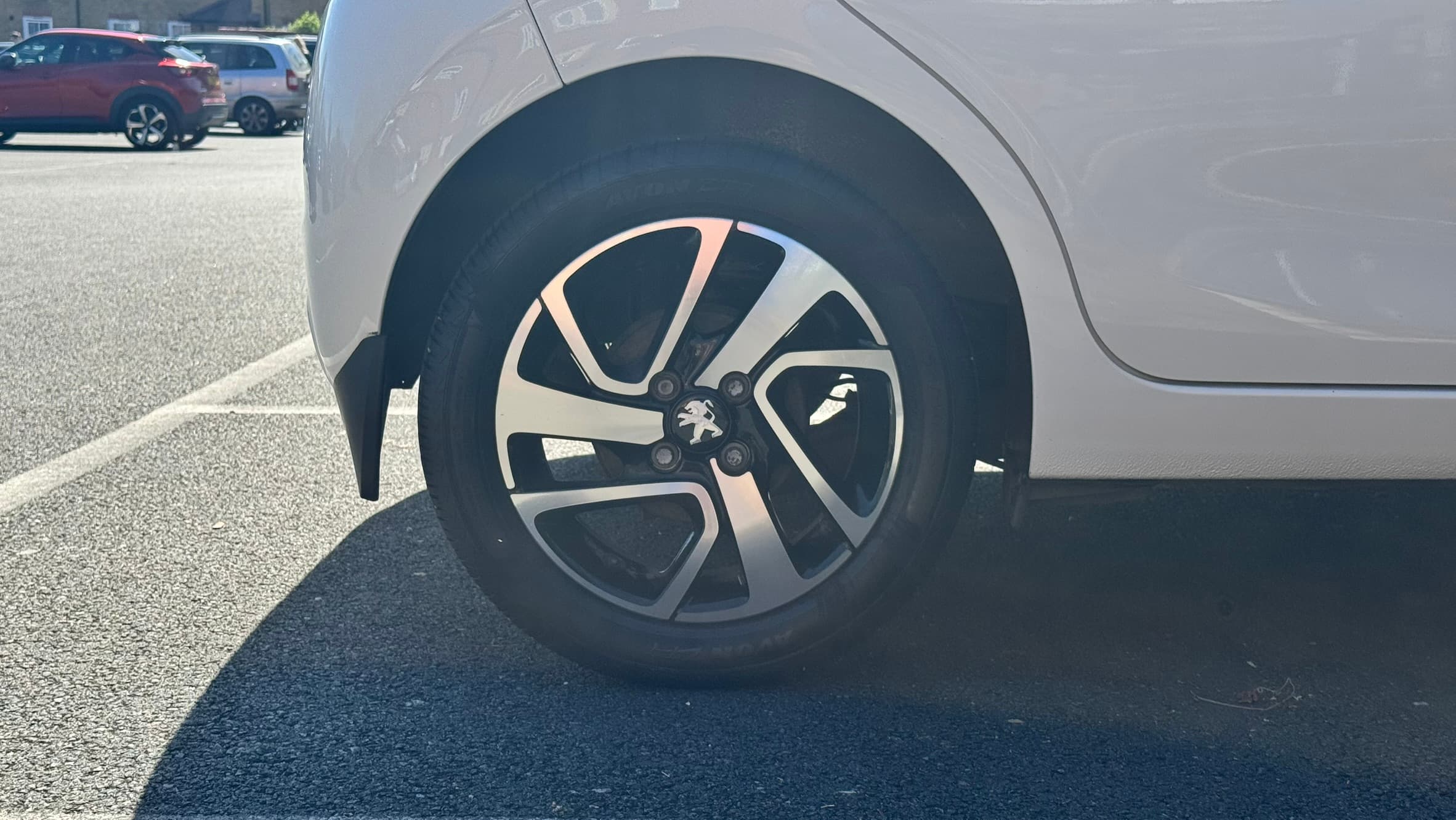 Peugeot Allure image 12