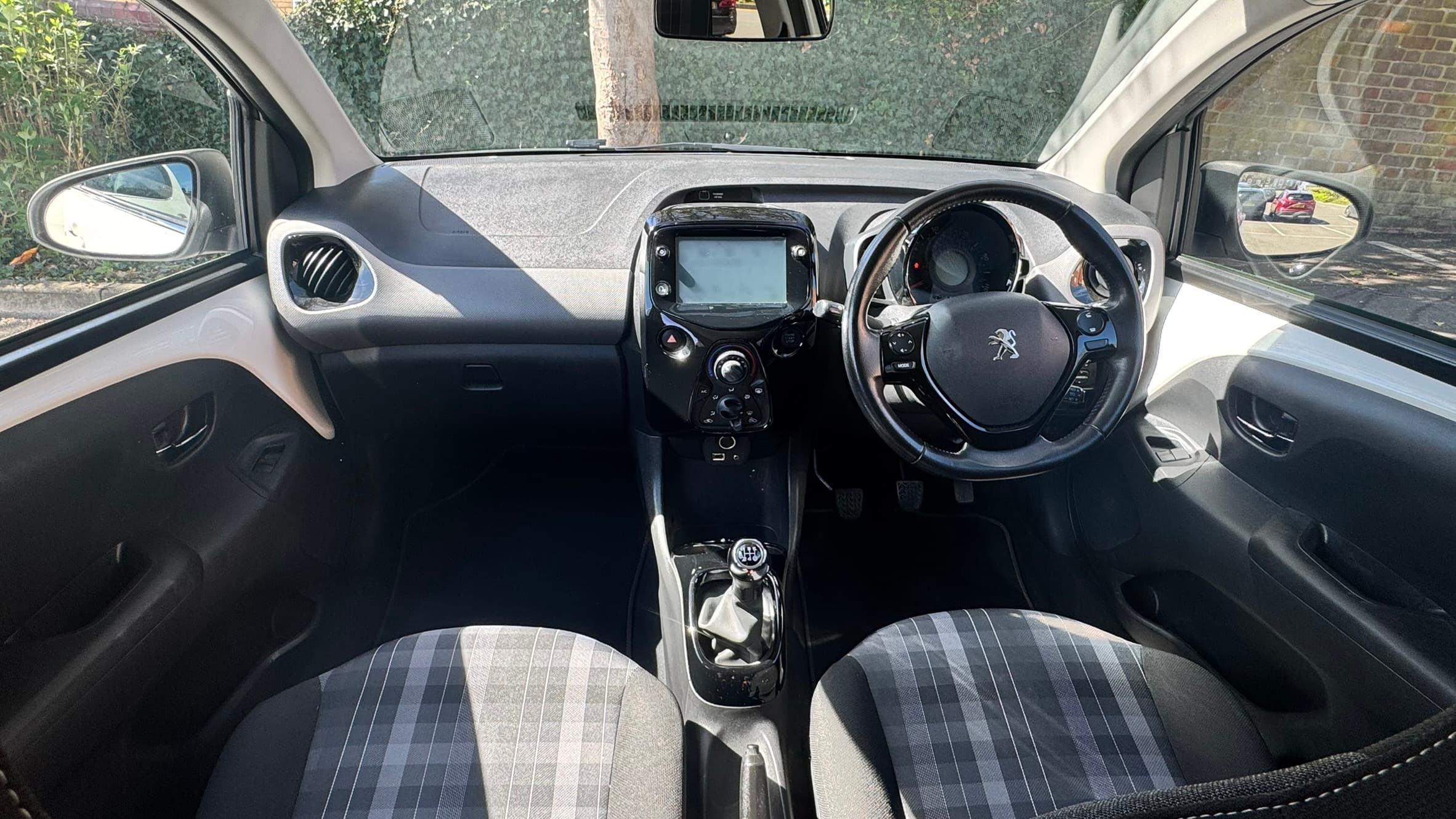 Peugeot Allure image 18