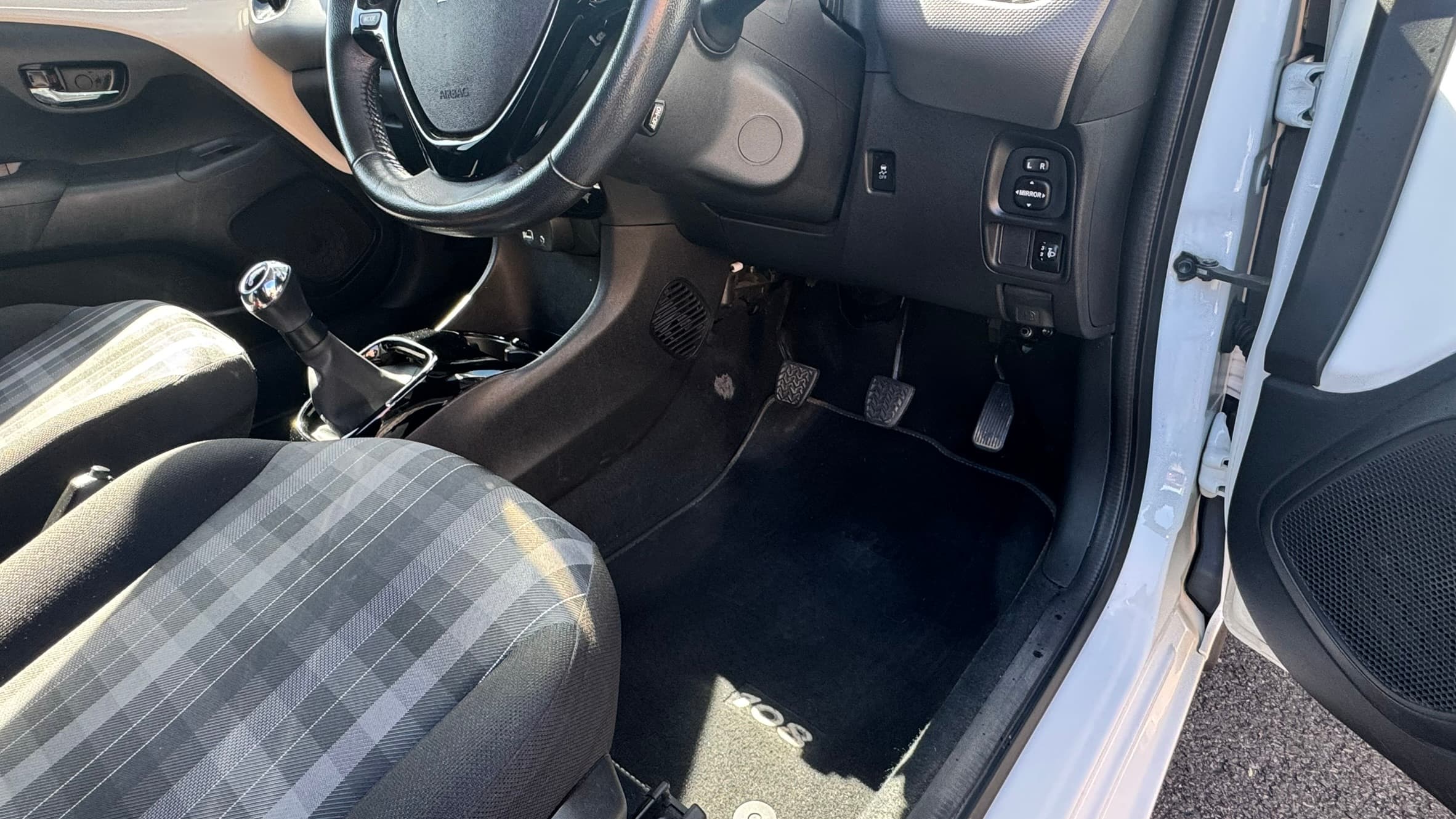 Peugeot Allure image 20
