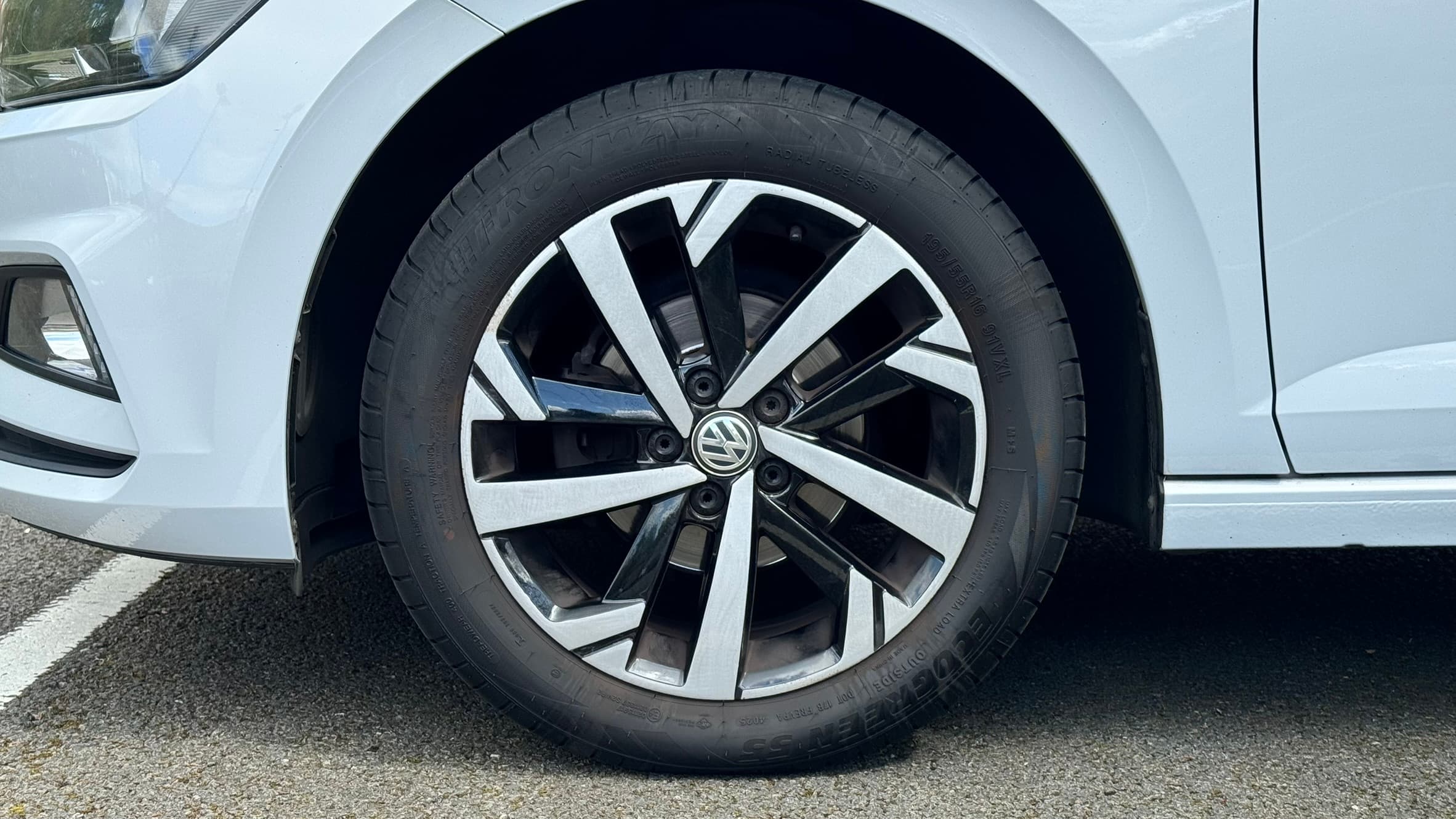 Volkswagen Polo image 7