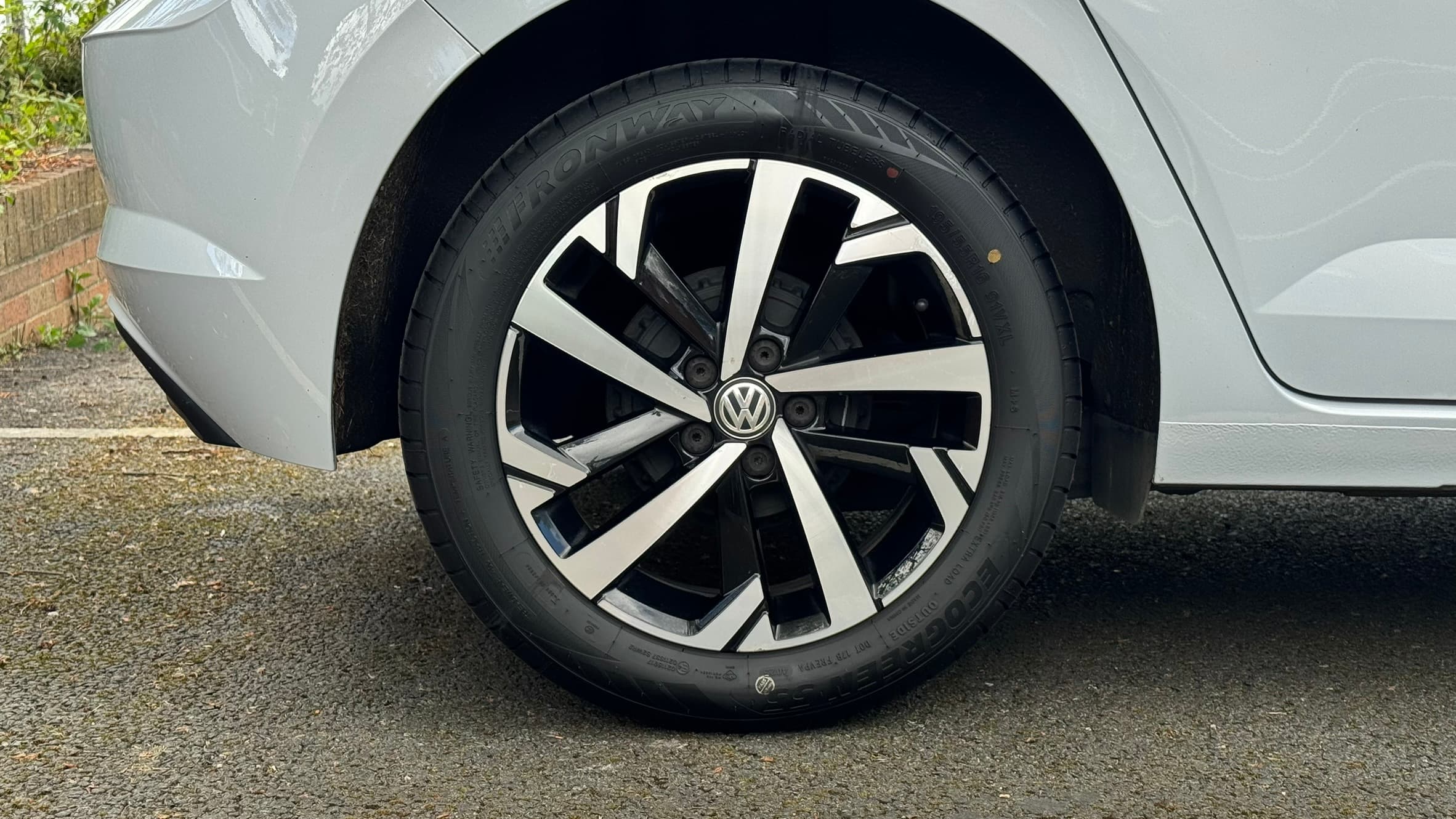 Volkswagen Polo image 10