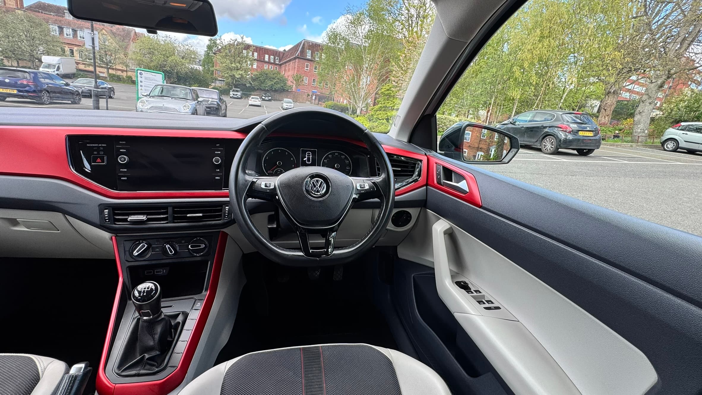 Volkswagen Polo image 12