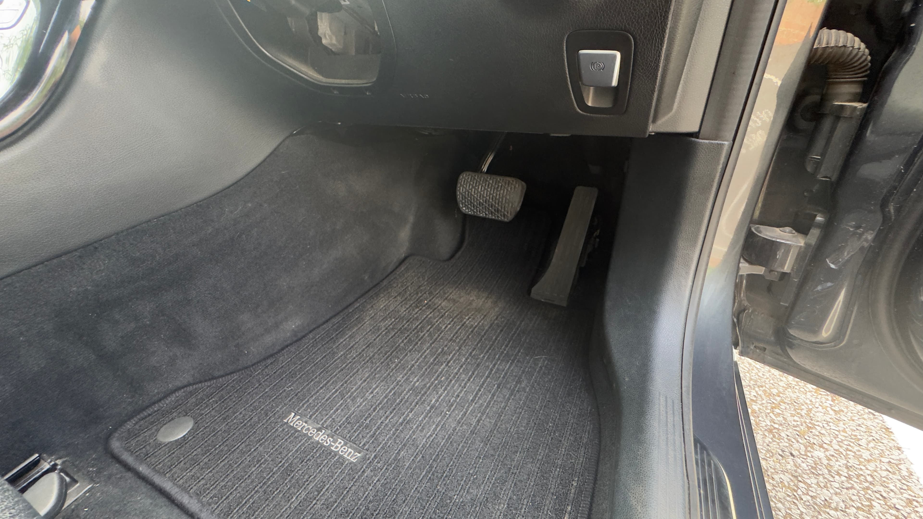 Mercedes C Class image 35